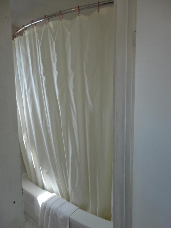 Campbellford River Inn Room photo